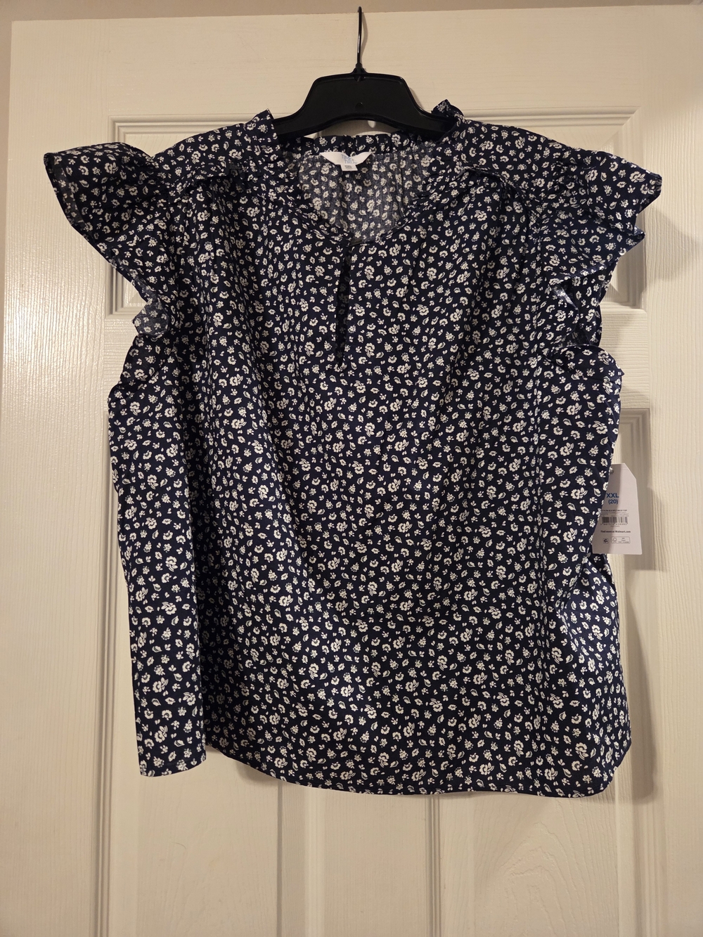 Time and Tru Navy and White Floral Ruffle Sleeve Blouse